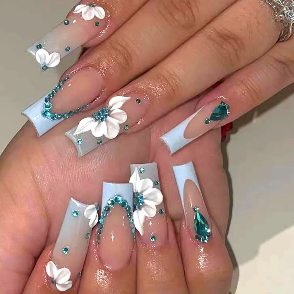 Hot-selling Long Wearable Nails with Ice-clear Sparkling Diamonds, Whitening Effect 24-piece False Nail Set for Wholesale