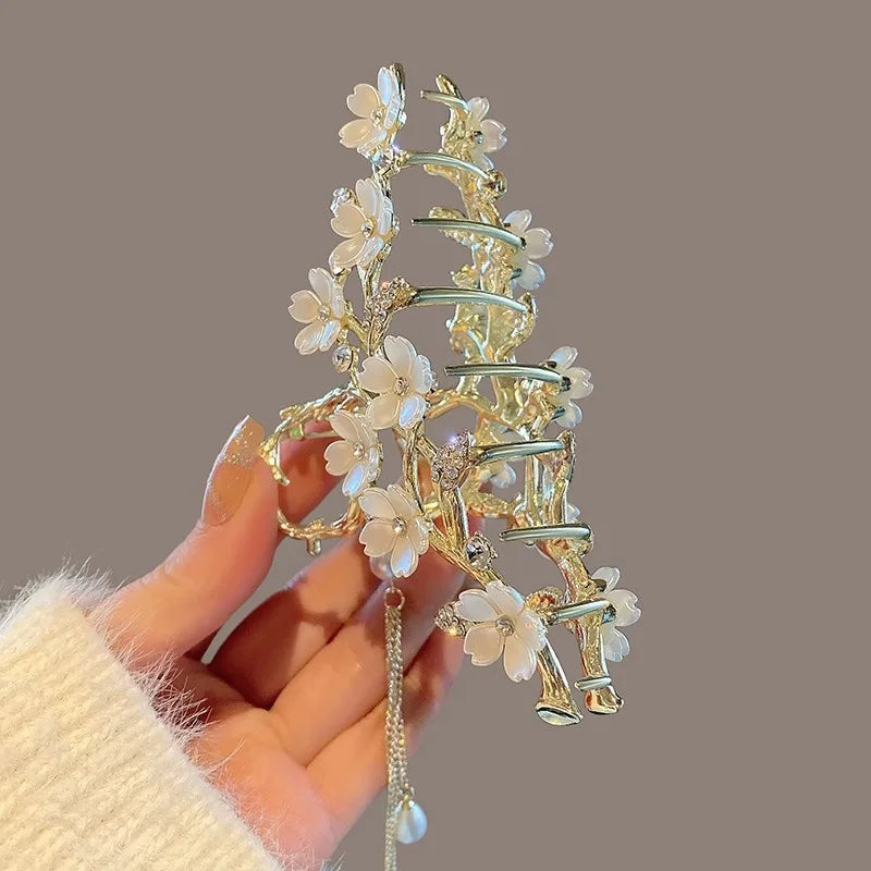 1 elegant sparkling rhinestone flower hair clip - with decorative flowers, suitable for fashionable hair buns