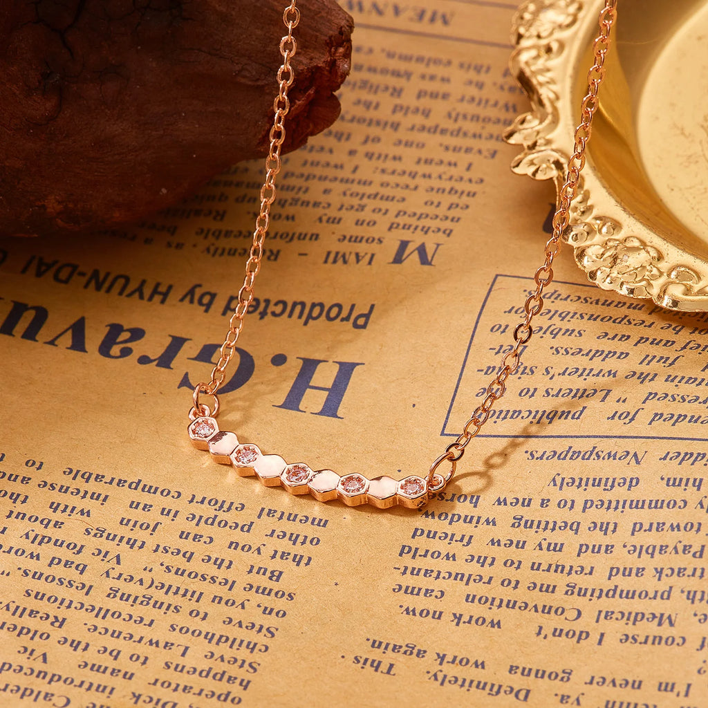 Minimalist Smile Bar Necklace for Women Rose Gold Color Plated Inlay Zircon Hexagon Geometric Clavicle Chain Jewelry Trend Gift