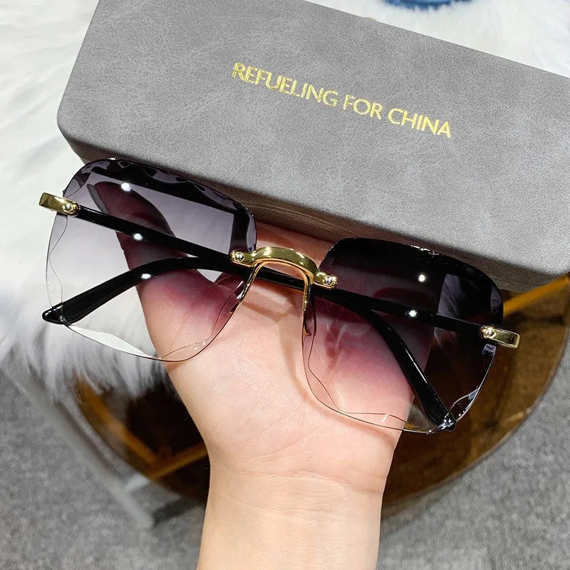 Square Rimless Sunglasses Women Luxury Brand Designer Summer Red Glasses Fashion Sun Glasses for Men UV400 Shades Sunglass Woman