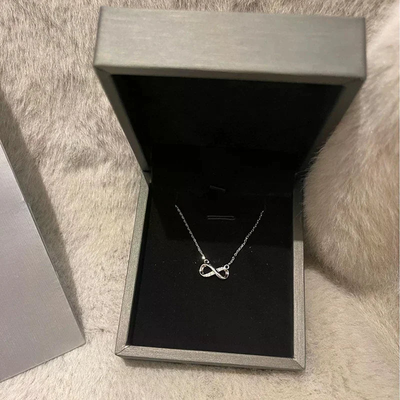 Minimalist Möbius Strip Necklace - Eternal Symbol Fashion Jewelry For Women Gift Casual Accessories