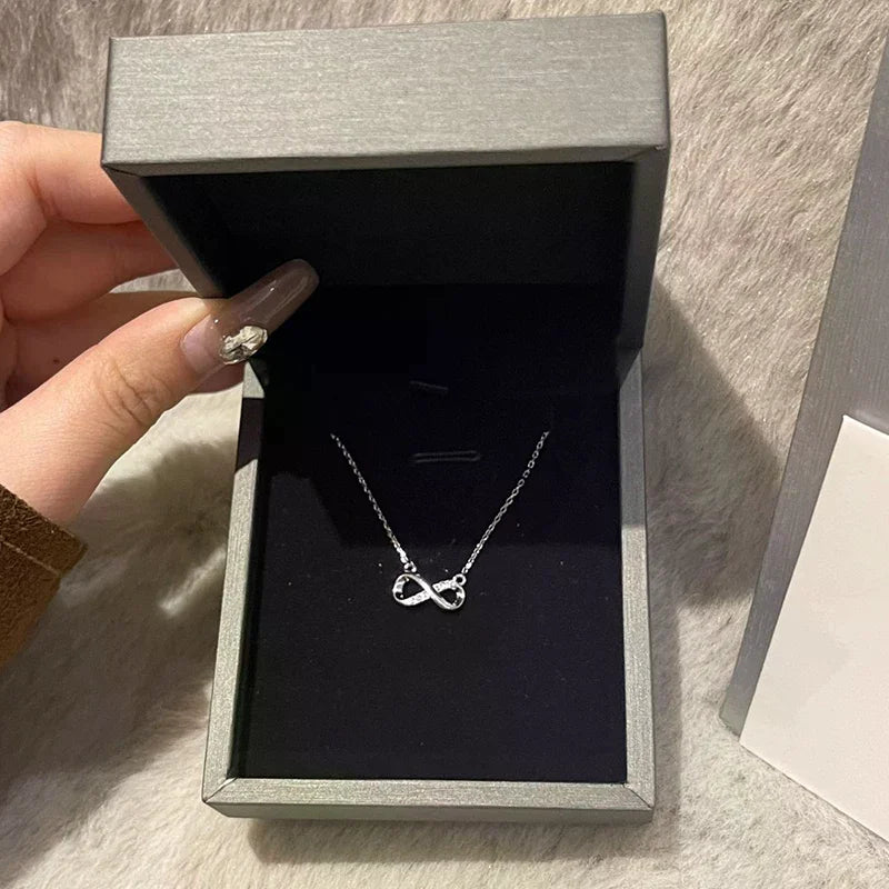 Minimalist Möbius Strip Necklace - Eternal Symbol Fashion Jewelry For Women Gift Casual Accessories
