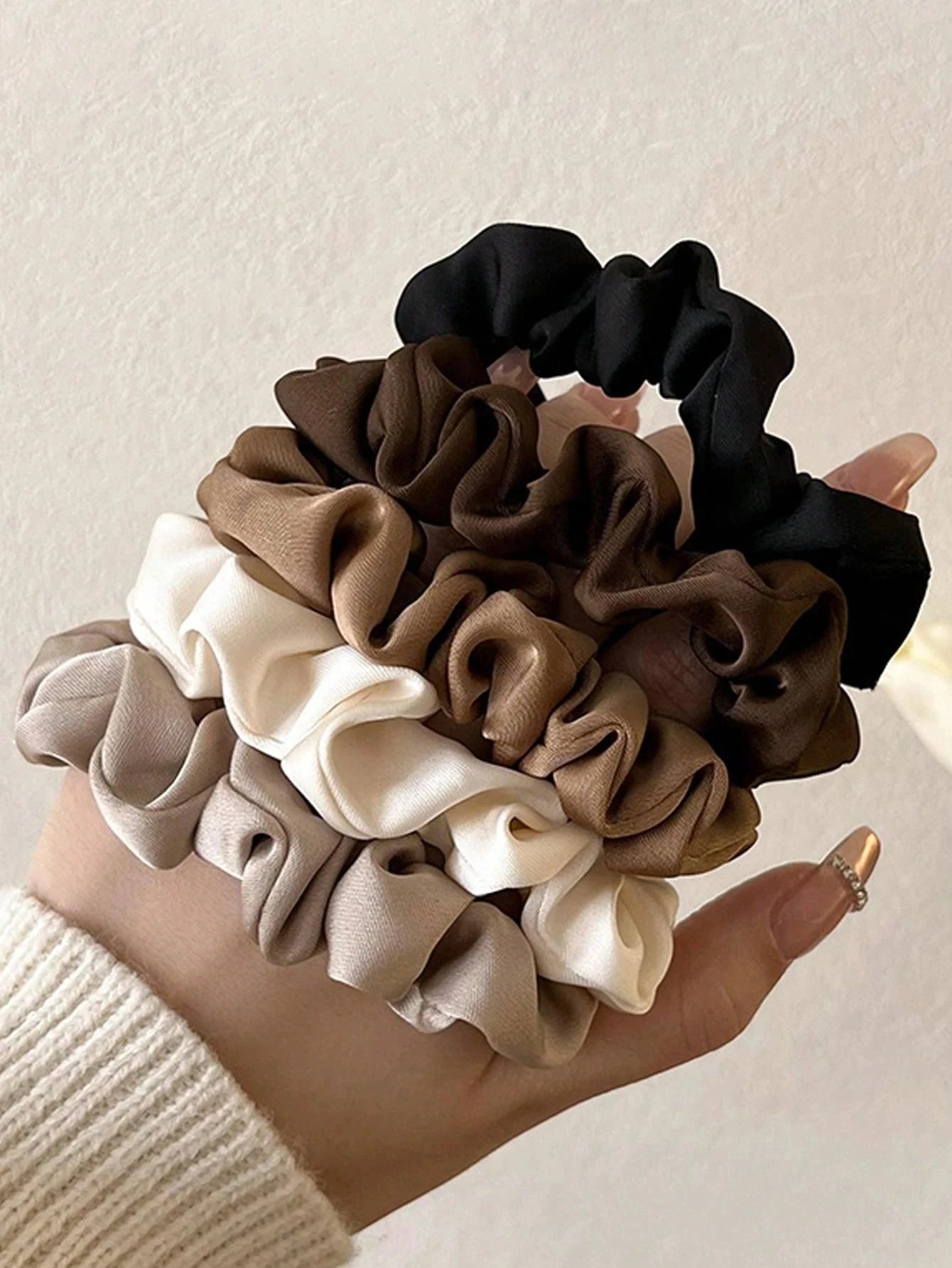 3/5Pcs Women's 6cm/2.36in Silky Satin Hair Scrunchies, Fashion Versatile High-End Elegant Retro French Minimalist Hair Ties